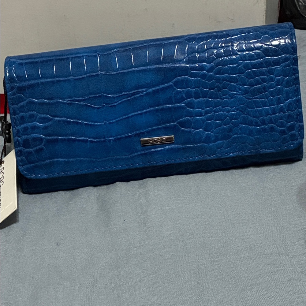 BCBGeneration Croc Wallet - Picture 6 of 10